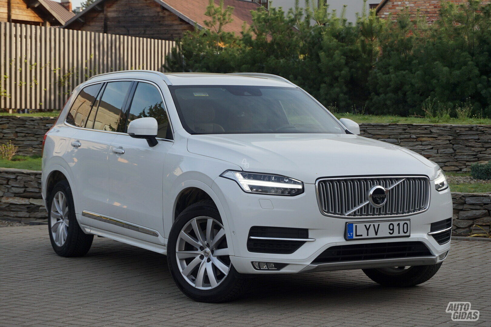 Volvo XC90 2015 г Внедорожник / Кроссовер