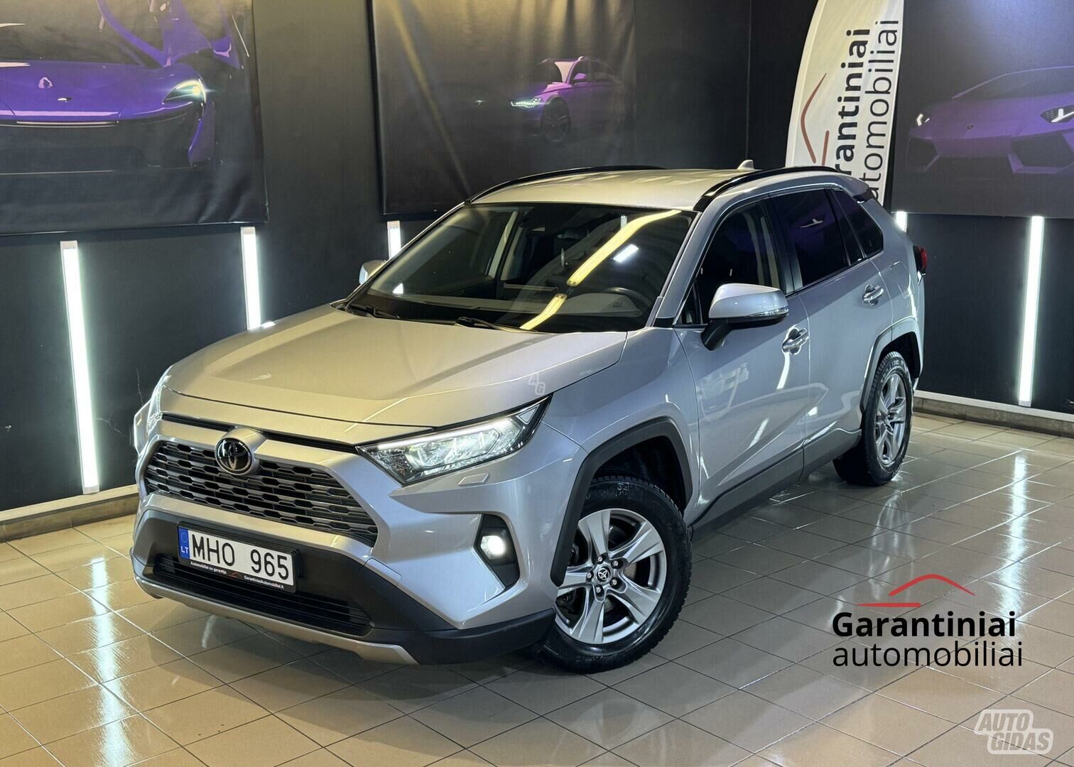 Toyota RAV4 2022 y Off-road / Crossover