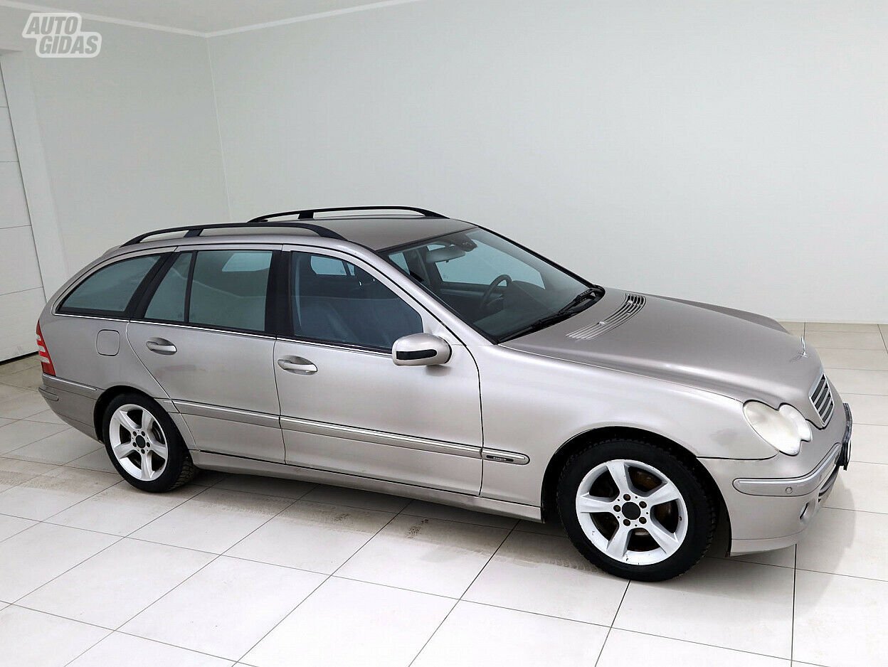 Mercedes-Benz C 200 2006 m Universalas