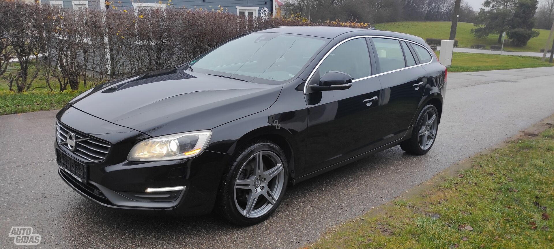 Volvo V60 I 2013 г