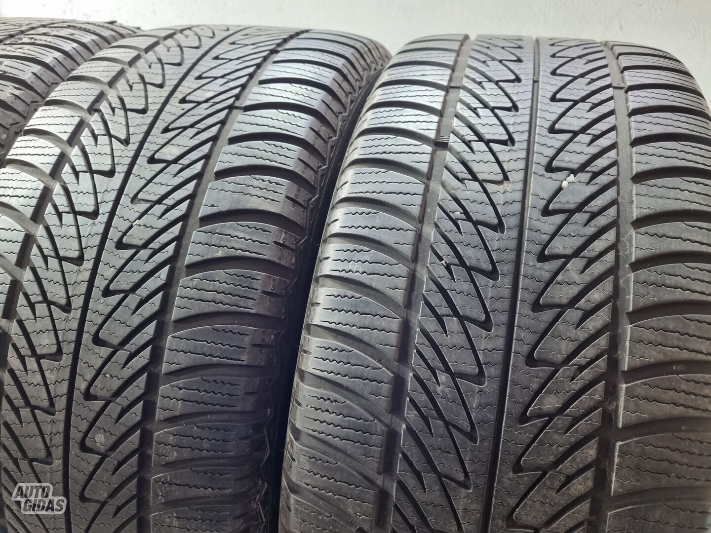 Goodyear 6mm R20 žieminės padangos lengviesiems