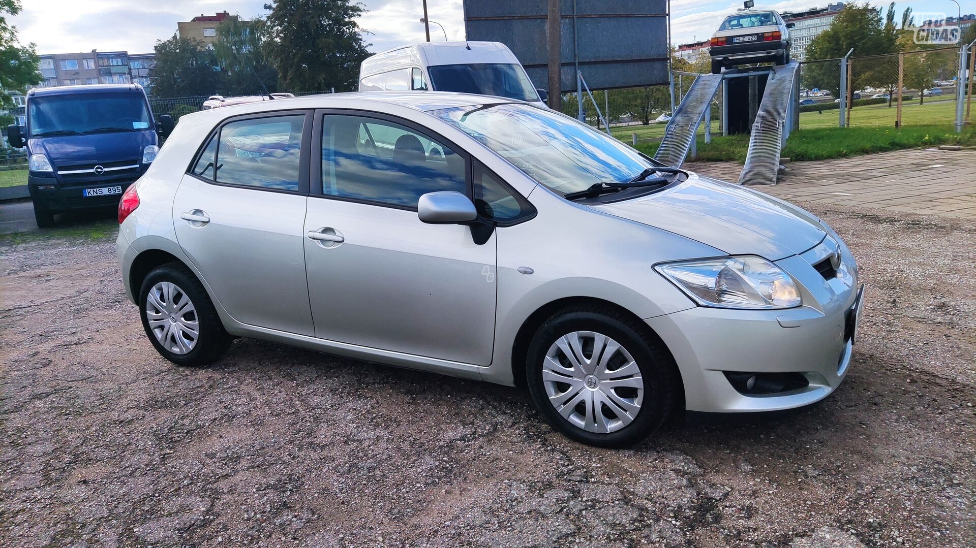 Toyota Auris 2007 г Хэтчбек