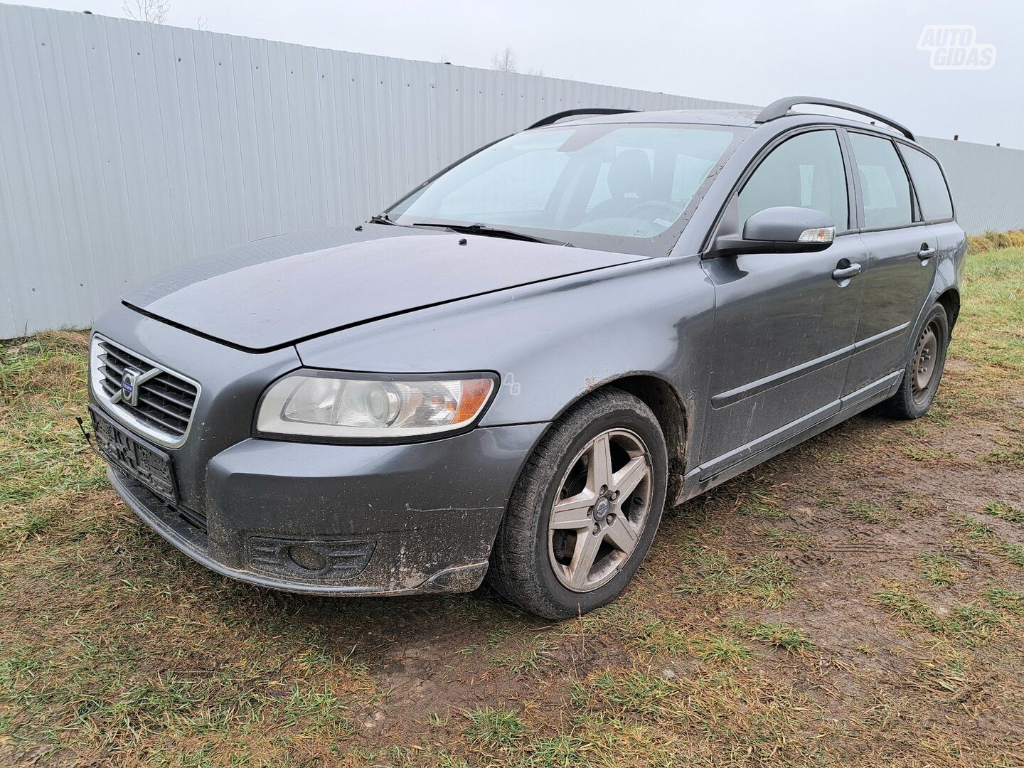 Volvo V50 2008 m dalys