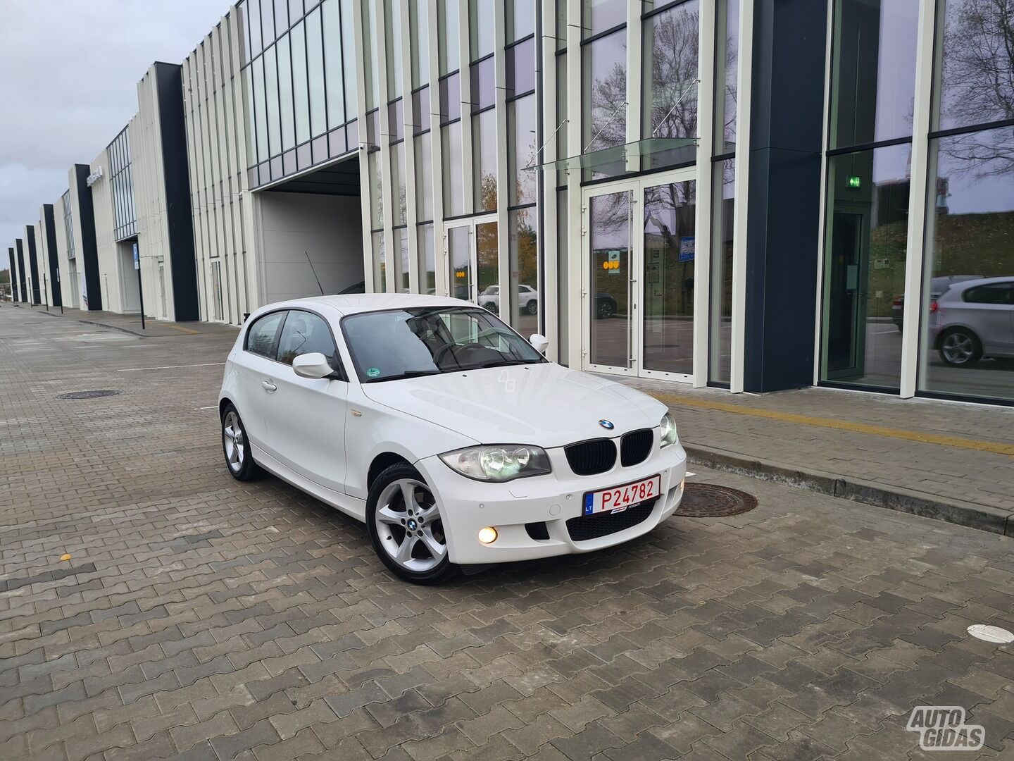 Bmw 116 AUTOMAT 2010 m