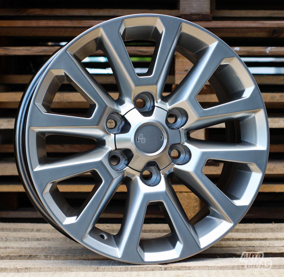 Autowheels Toyota Hi-Ace, Hi-Lux,4 Runner lengvojo lydinio R18 ratlankiai