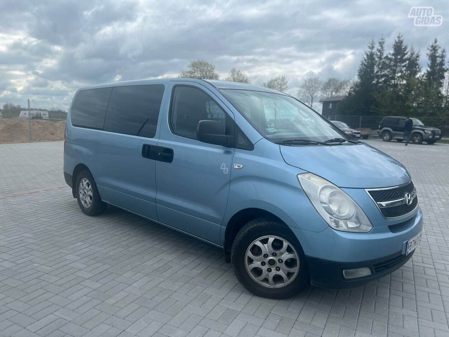 Hyundai H-1 II 2009 г