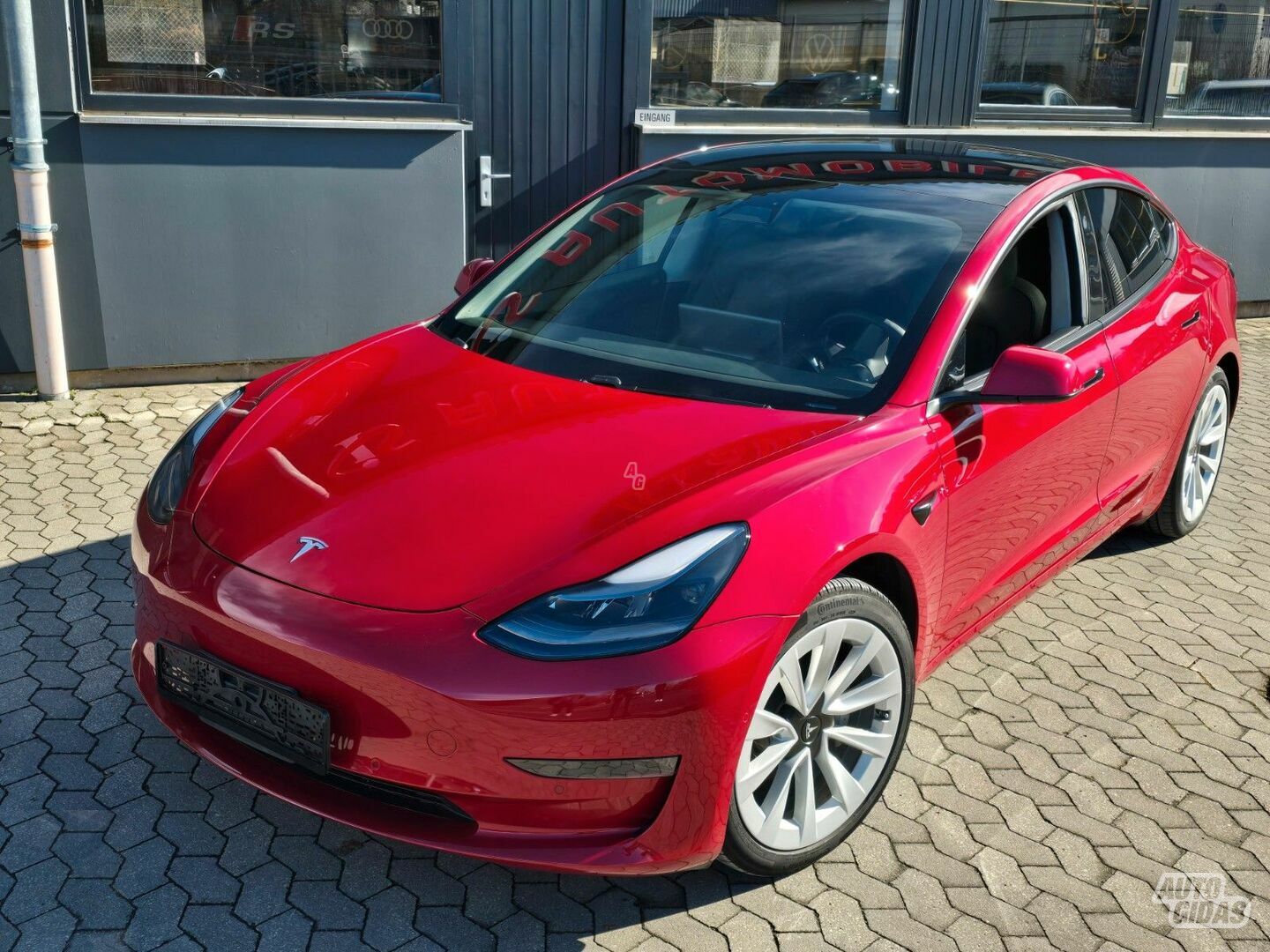 Tesla Model 3 2021 г Хэтчбек