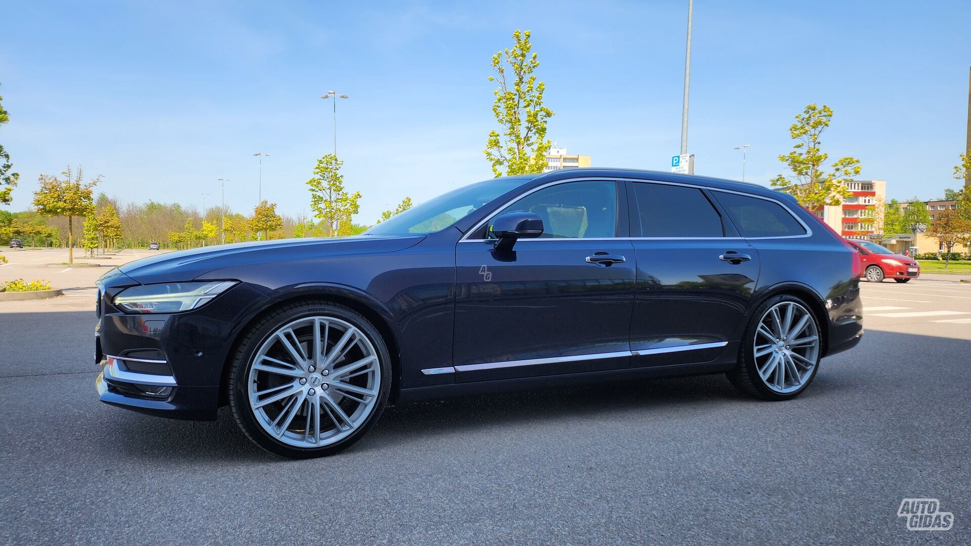 Volvo V90 2016 г Внедорожник / Кроссовер