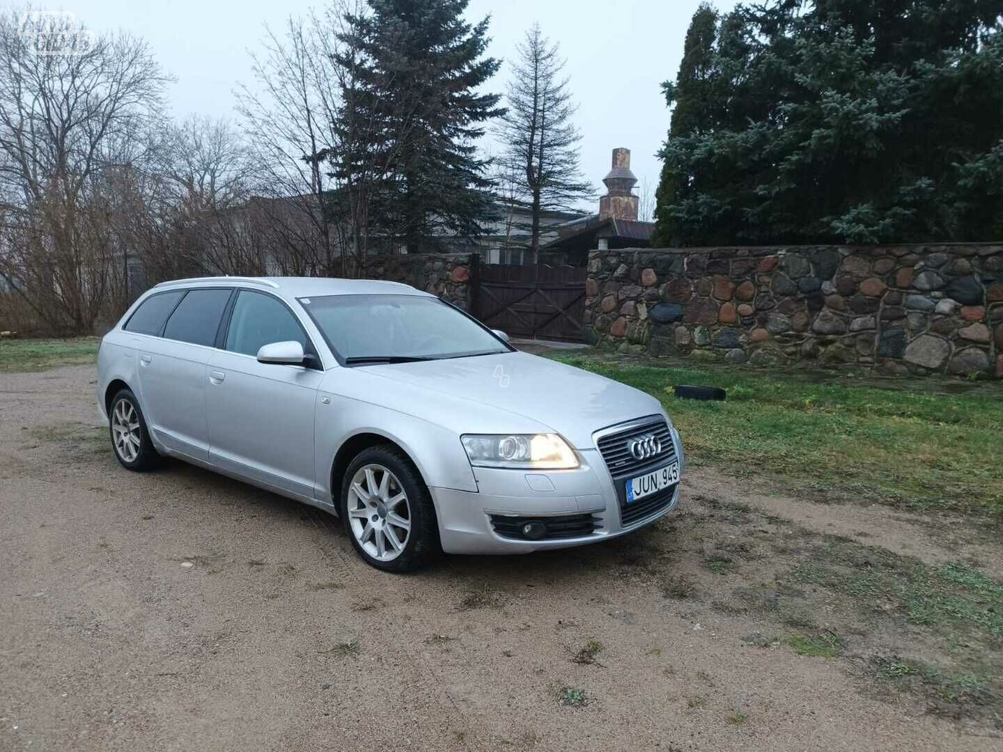 Audi A6 2008 m Universalas