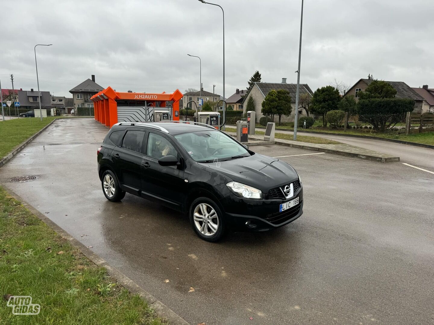 Nissan Qashqai+2 2010 y Off-road / Crossover