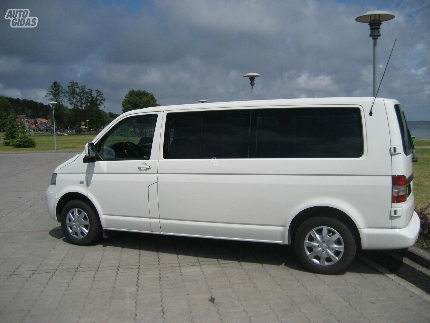 Volkswagen Caravelle T5 2006 m