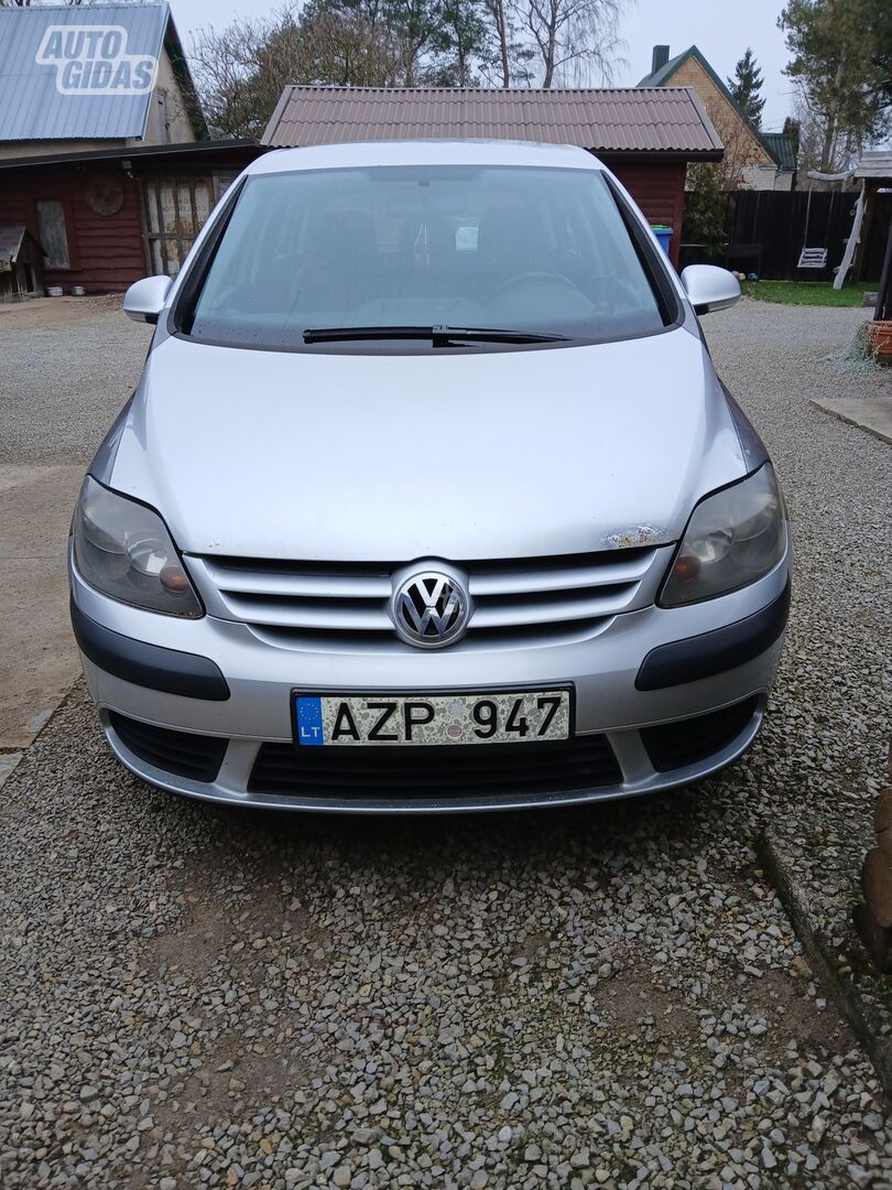 Volkswagen Golf 2005 m Hečbekas