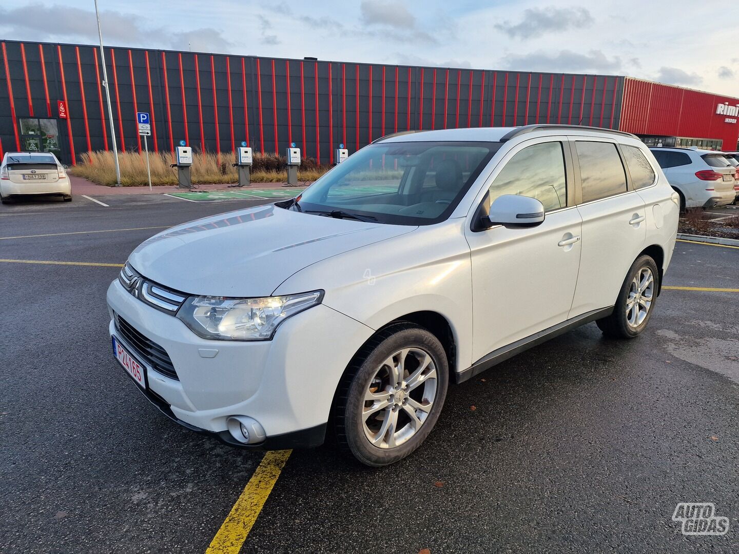 Mitsubishi Outlander III 2013 m