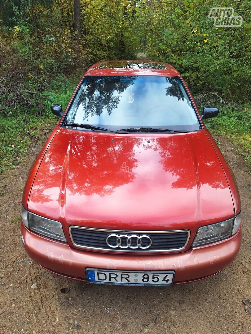 Audi A4 1996 y Sedan