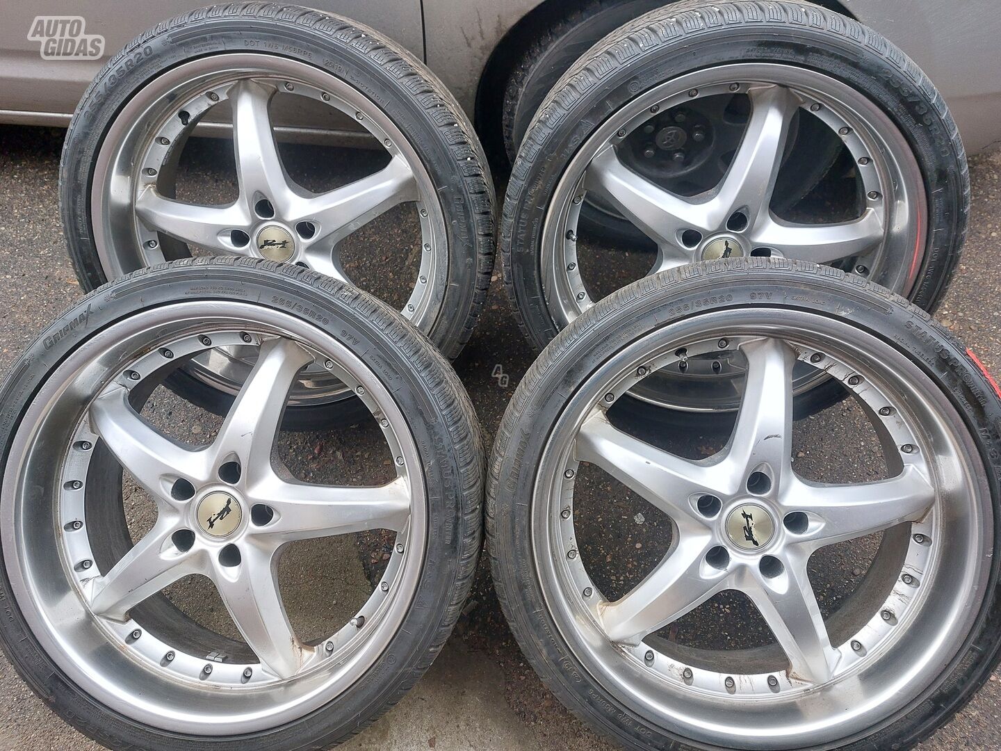 Light alloy R20 rims