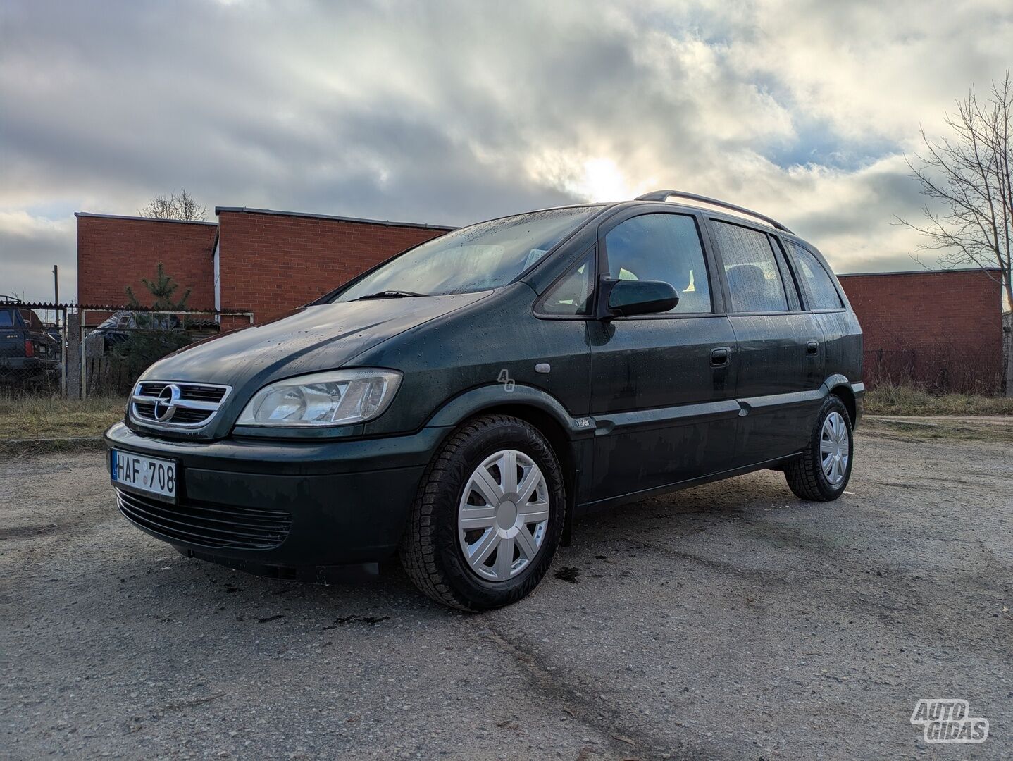 Opel Zafira 2005 m Hečbekas