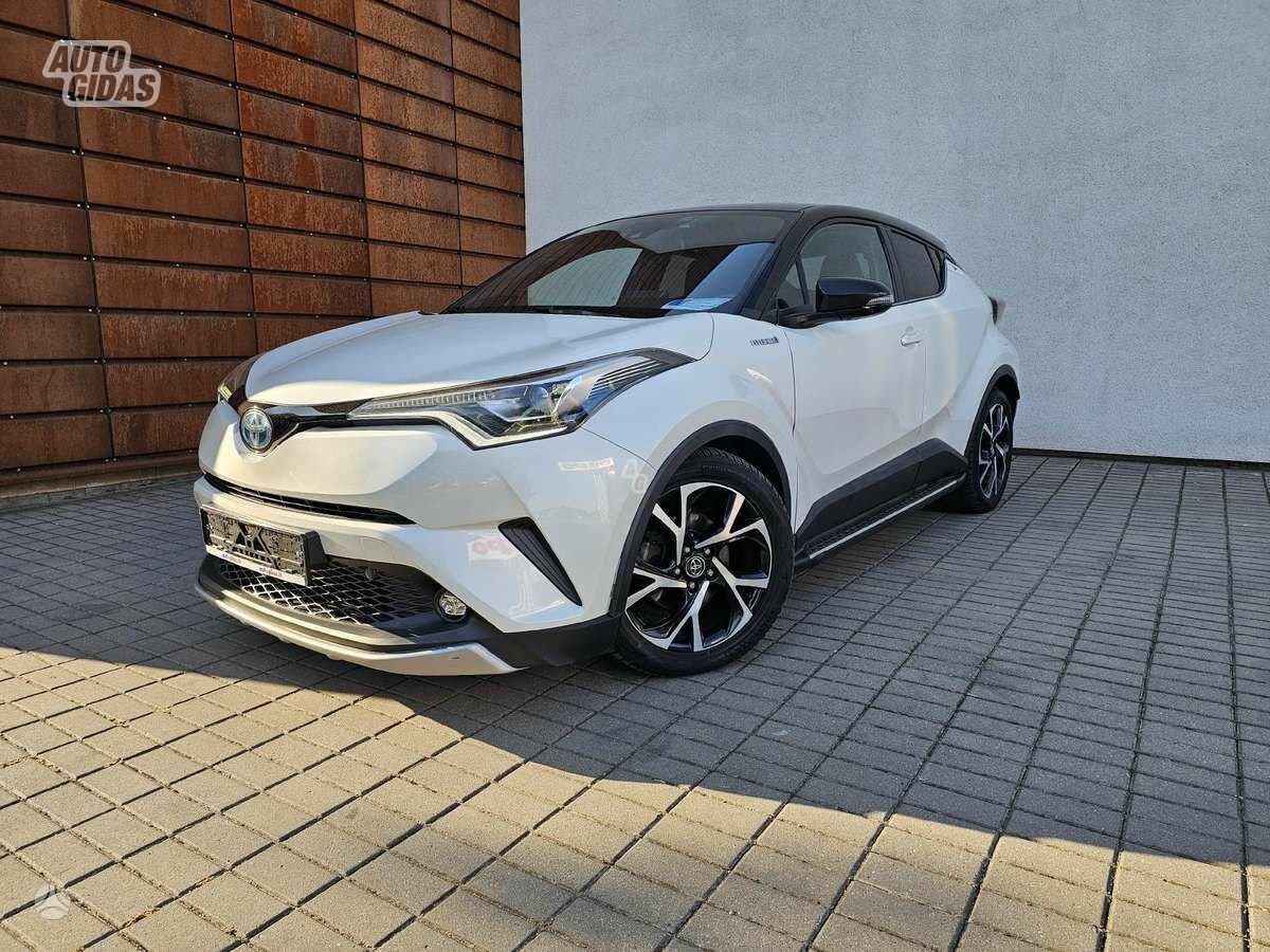 Toyota C-HR 2017 y Off-road / Crossover