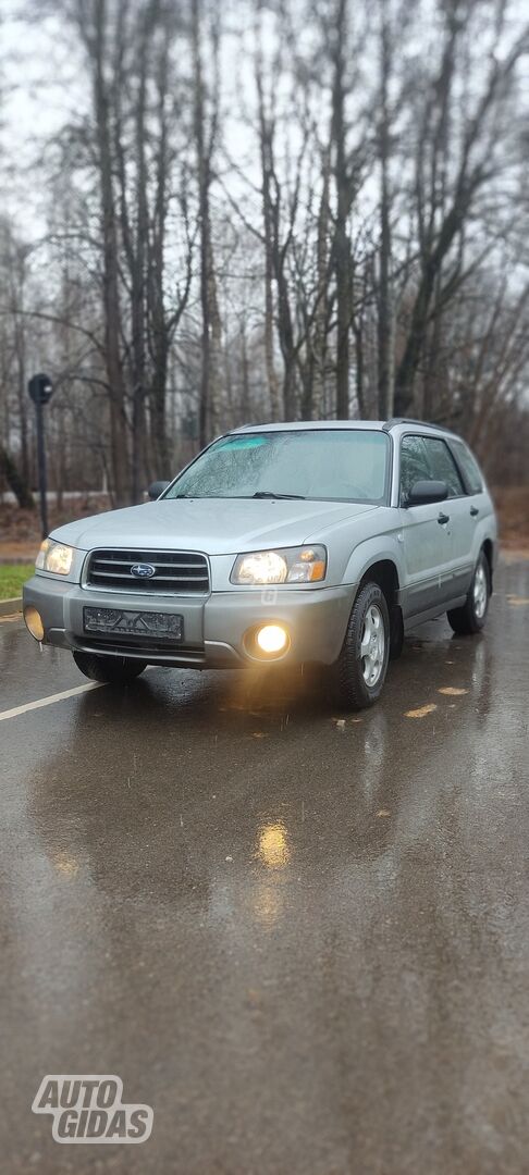 Subaru Forester 2005 y Off-road / Crossover