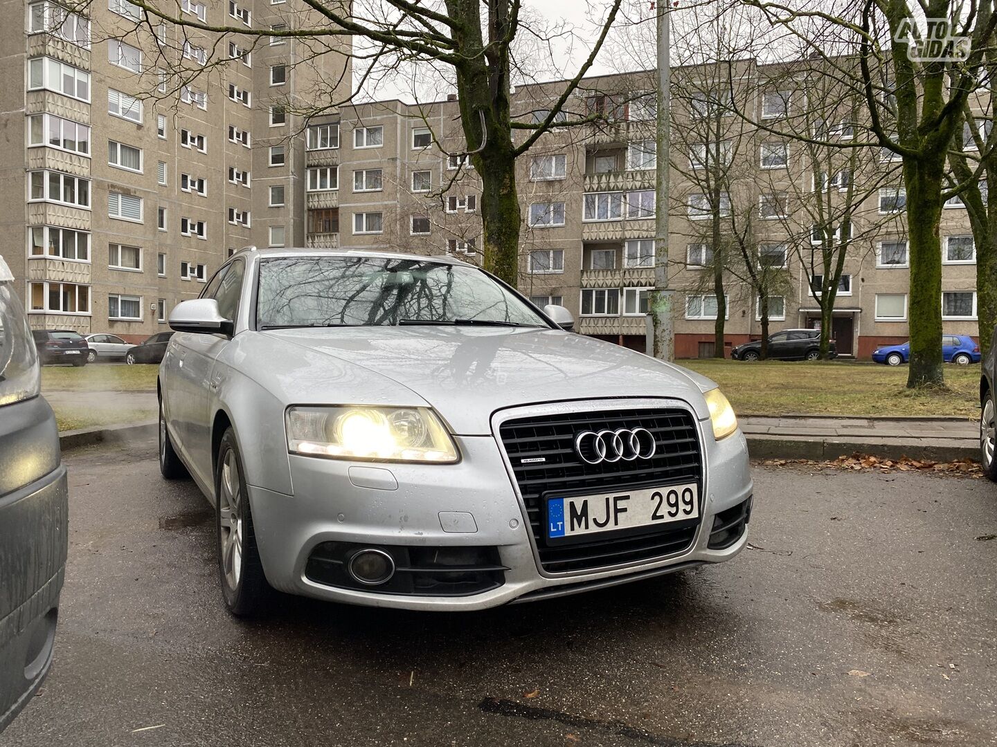 Audi A6 2008 m Universalas