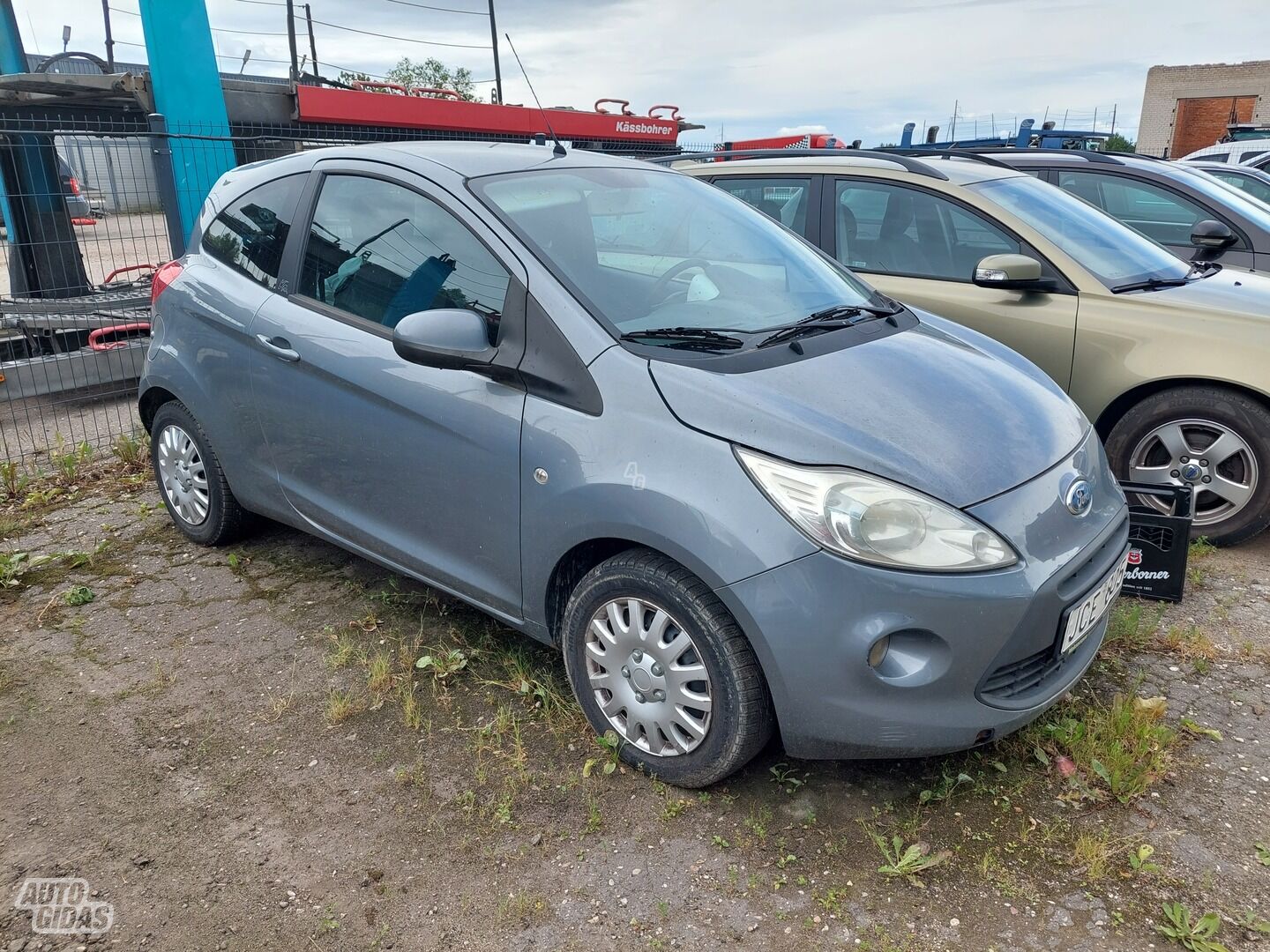 Ford Ka 2010 y Hatchback