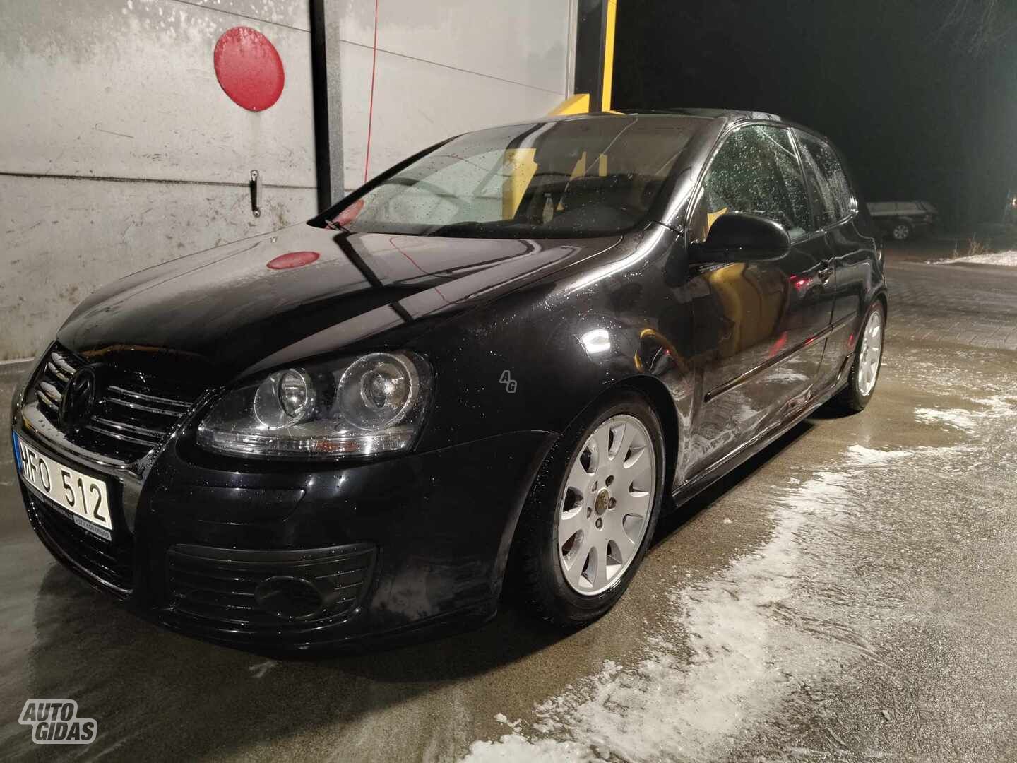 Volkswagen Golf 2005 m Coupe