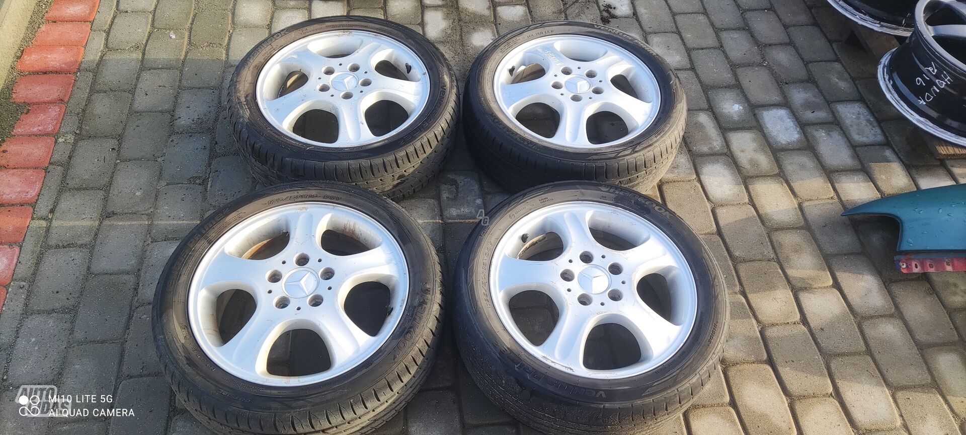 A 170 light alloy R16 rims