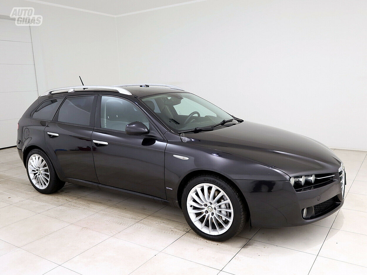 Alfa Romeo 159 2010 m Universalas