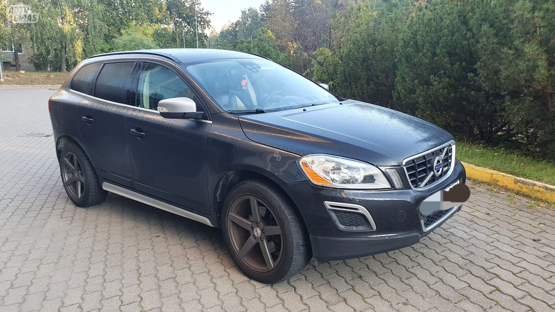 Volvo XC60 2011 y Off-road / Crossover