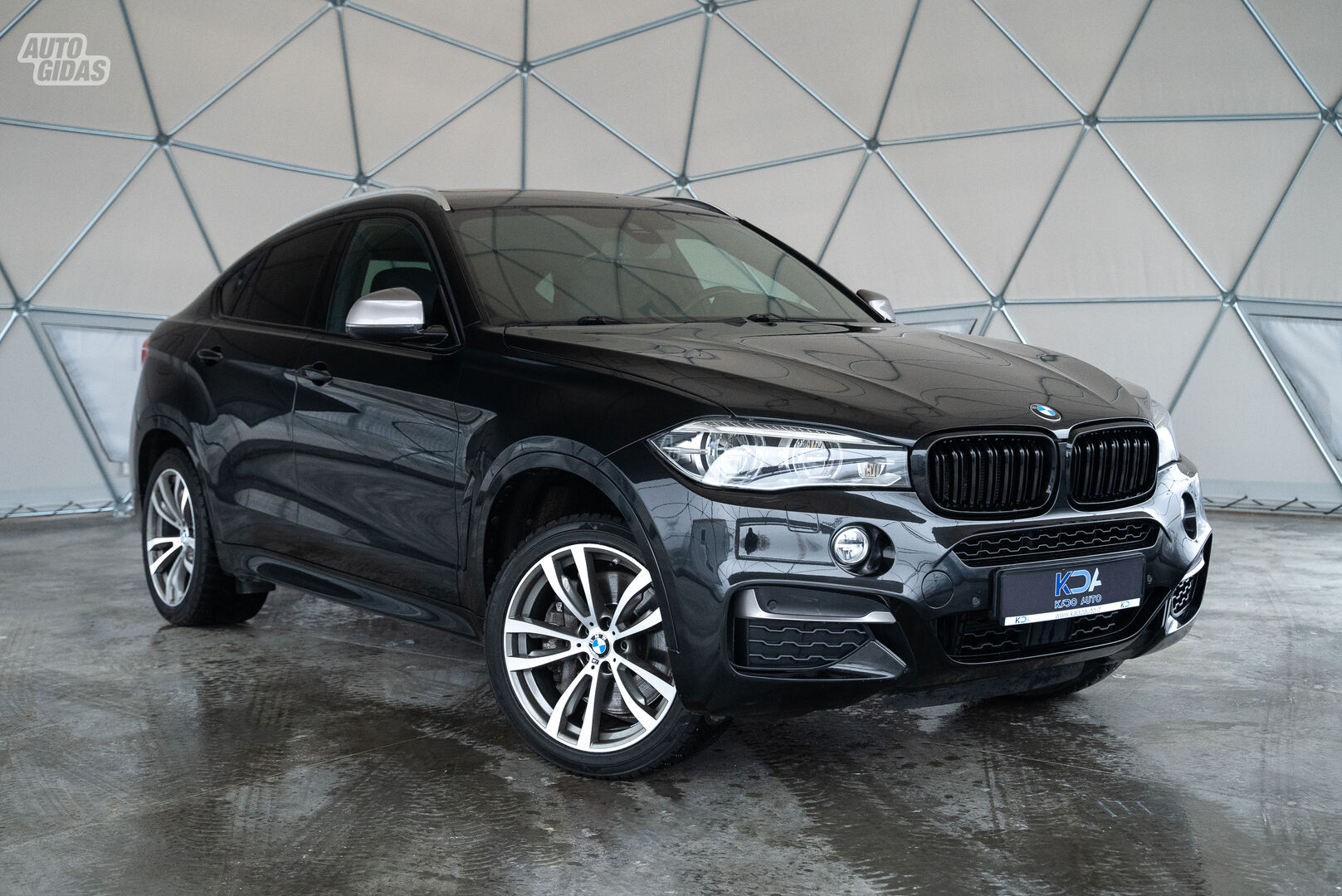 Bmw X6 2014 г Внедорожник / Кроссовер