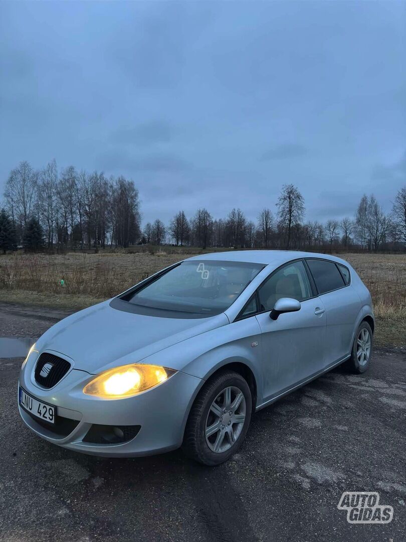 Seat Leon 2006 m Hečbekas