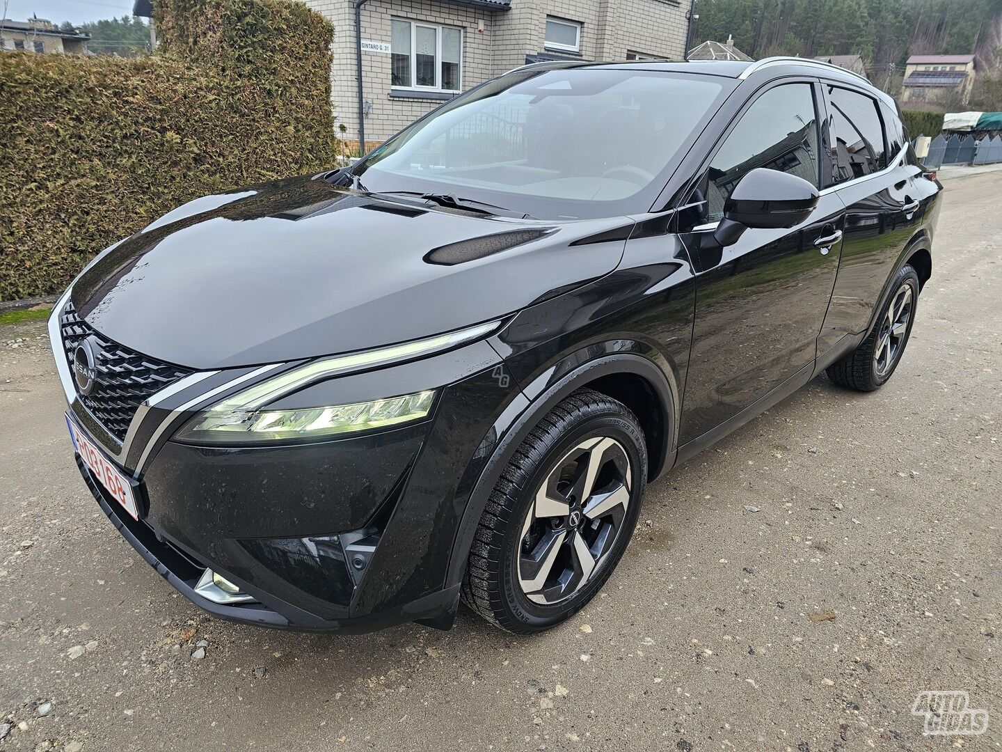 Nissan Qashqai 1,3 DIG-T MHEV 2022 m