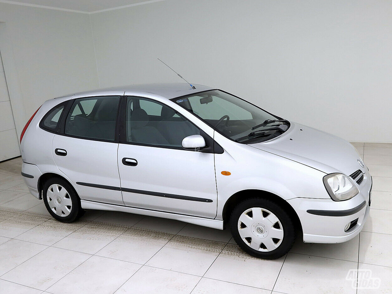 Nissan Almera Tino 2004 y Van