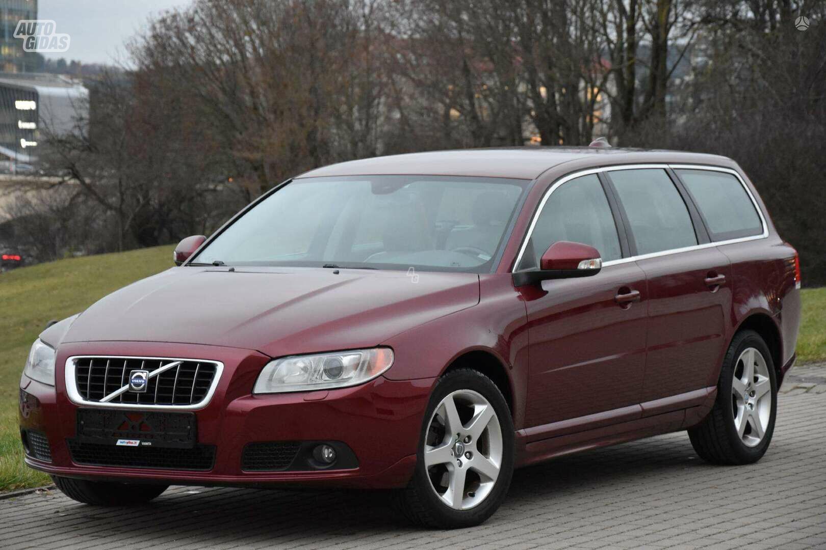 Volvo V70 2009 y Wagon