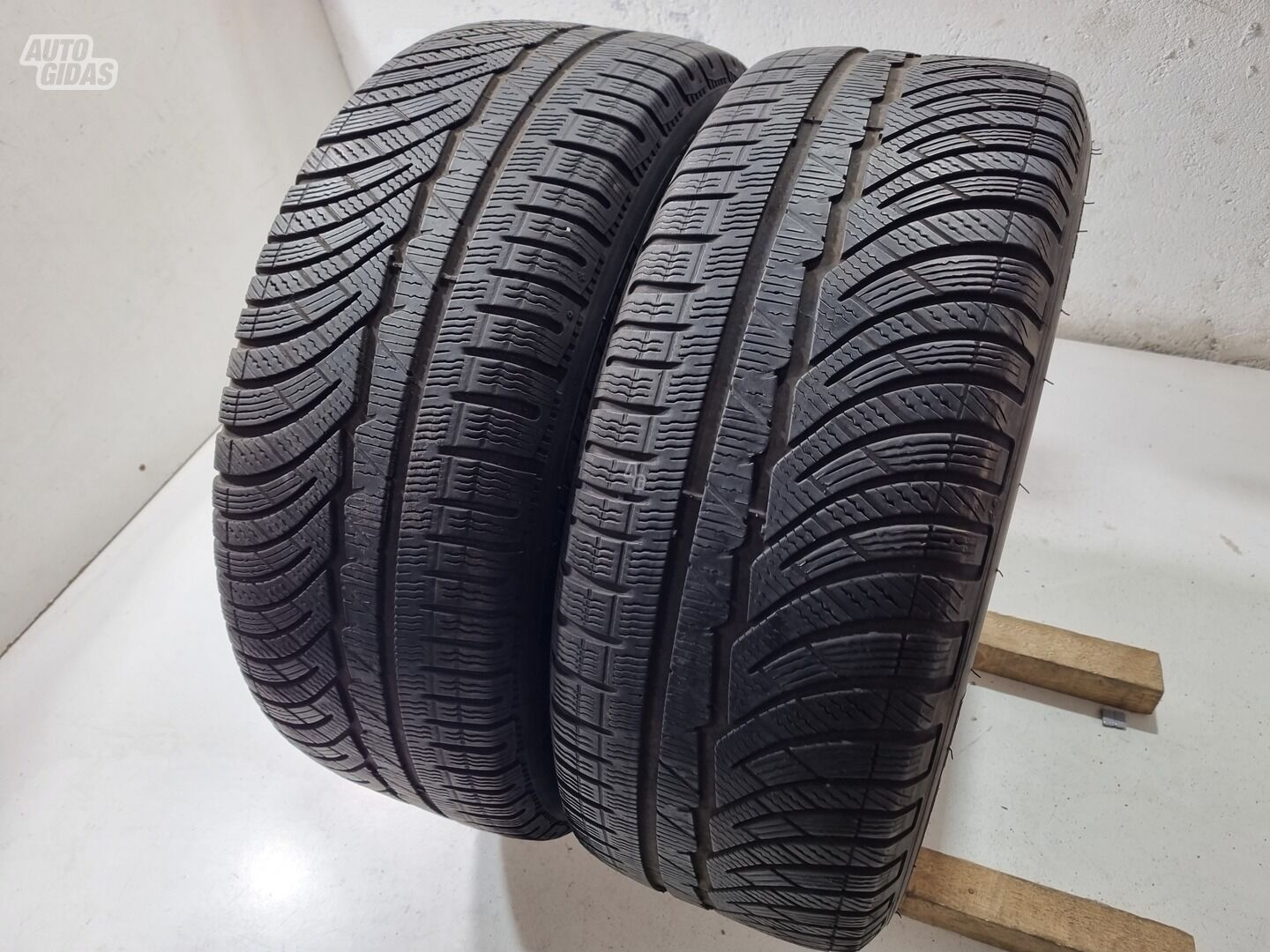 Michelin 5mm R17 зимние шины для автомобилей