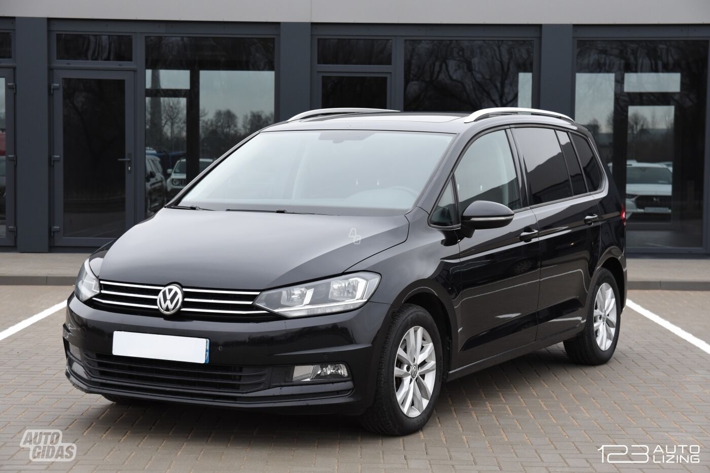 Volkswagen Touran 2016 г Минивэн