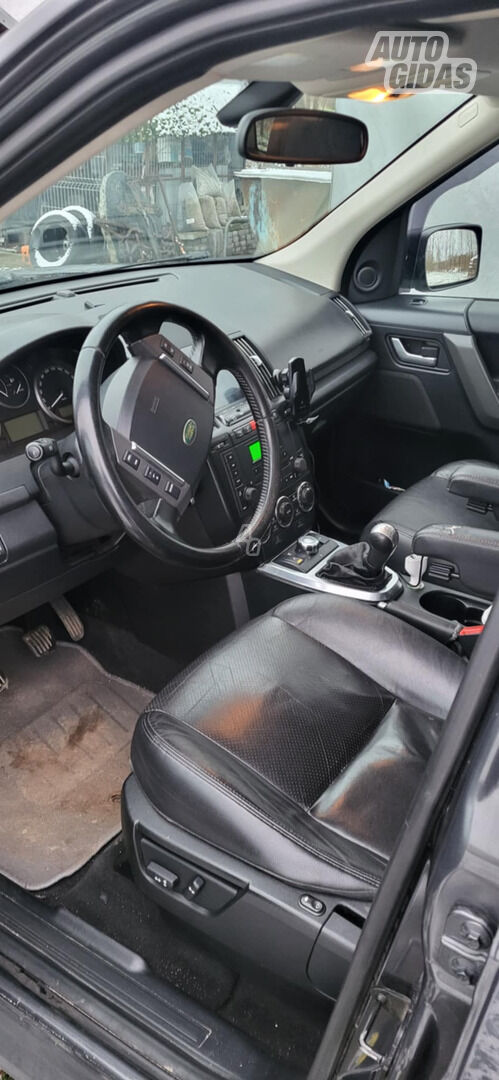 Land Rover Freelander 2010 г Внедорожник / Кроссовер