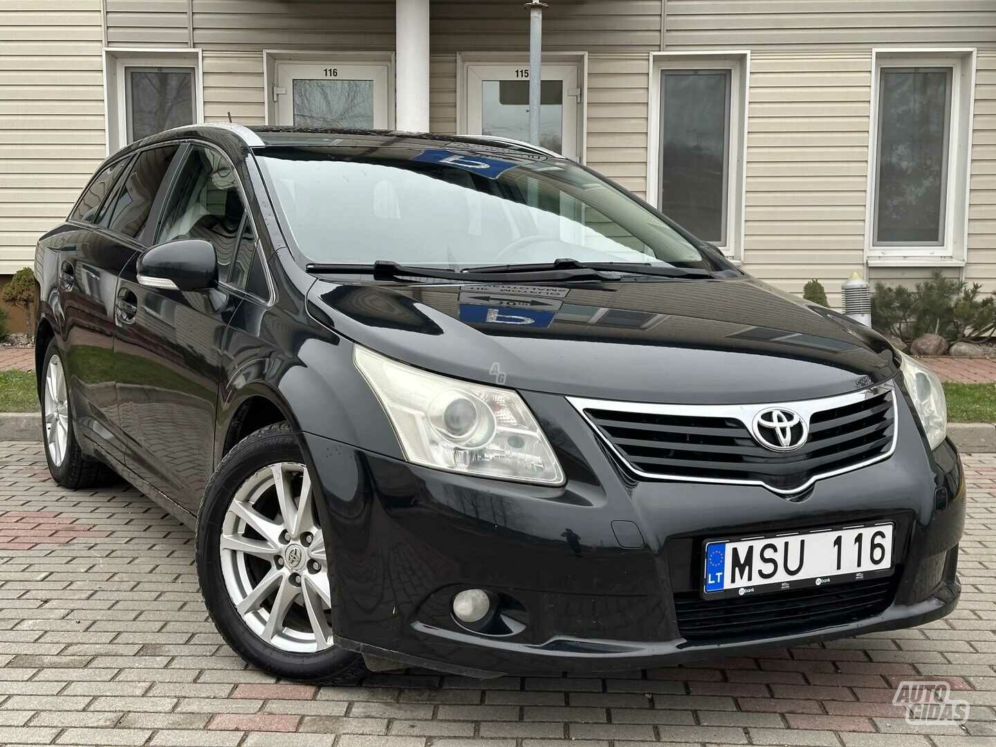 Toyota Avensis 2010 m Universalas