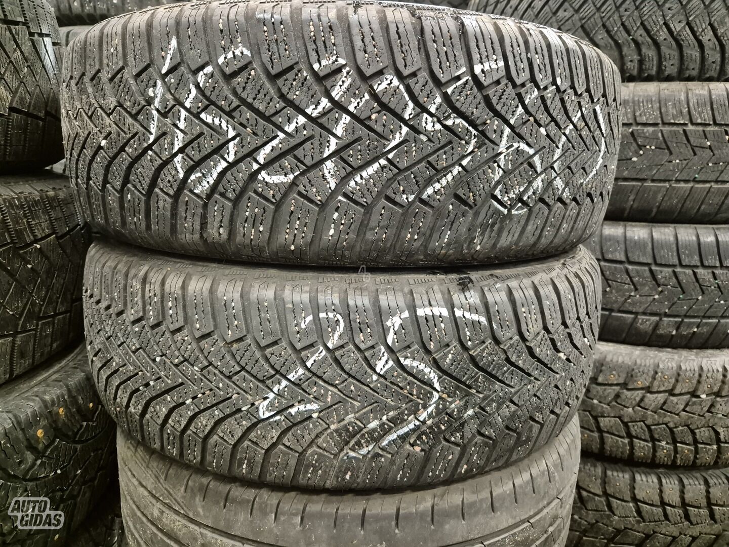 R16 universal tyres passanger car