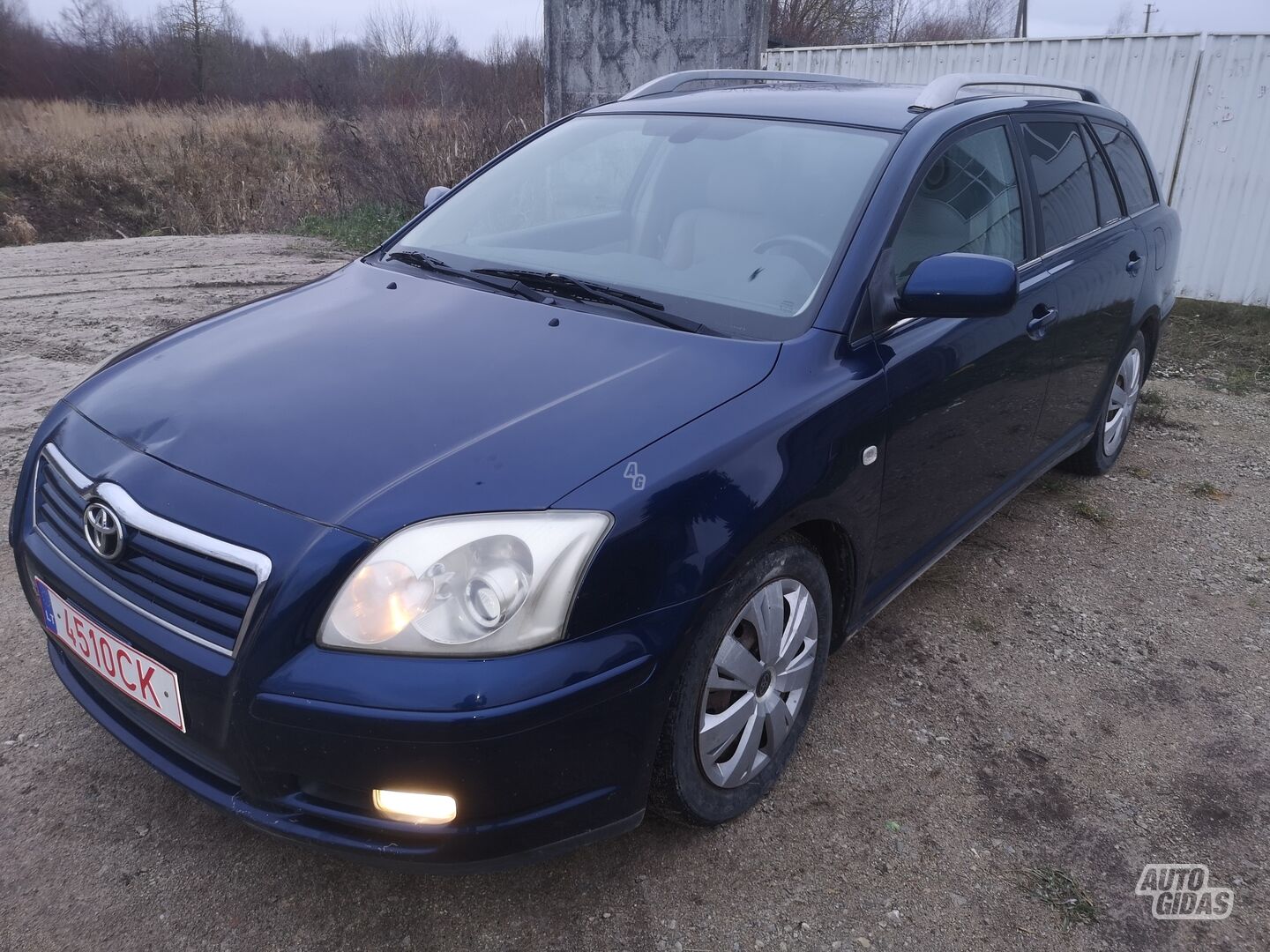 Toyota Avensis 2005 y Wagon