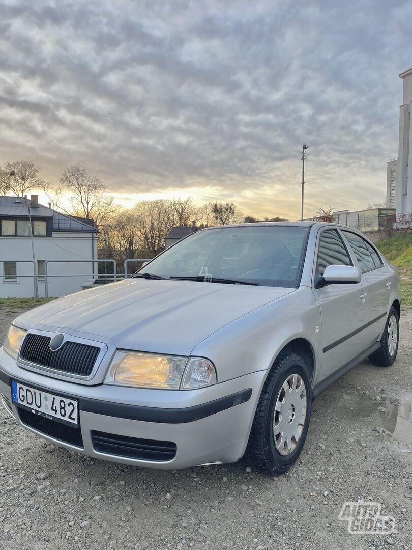 Skoda Octavia I 2000 m