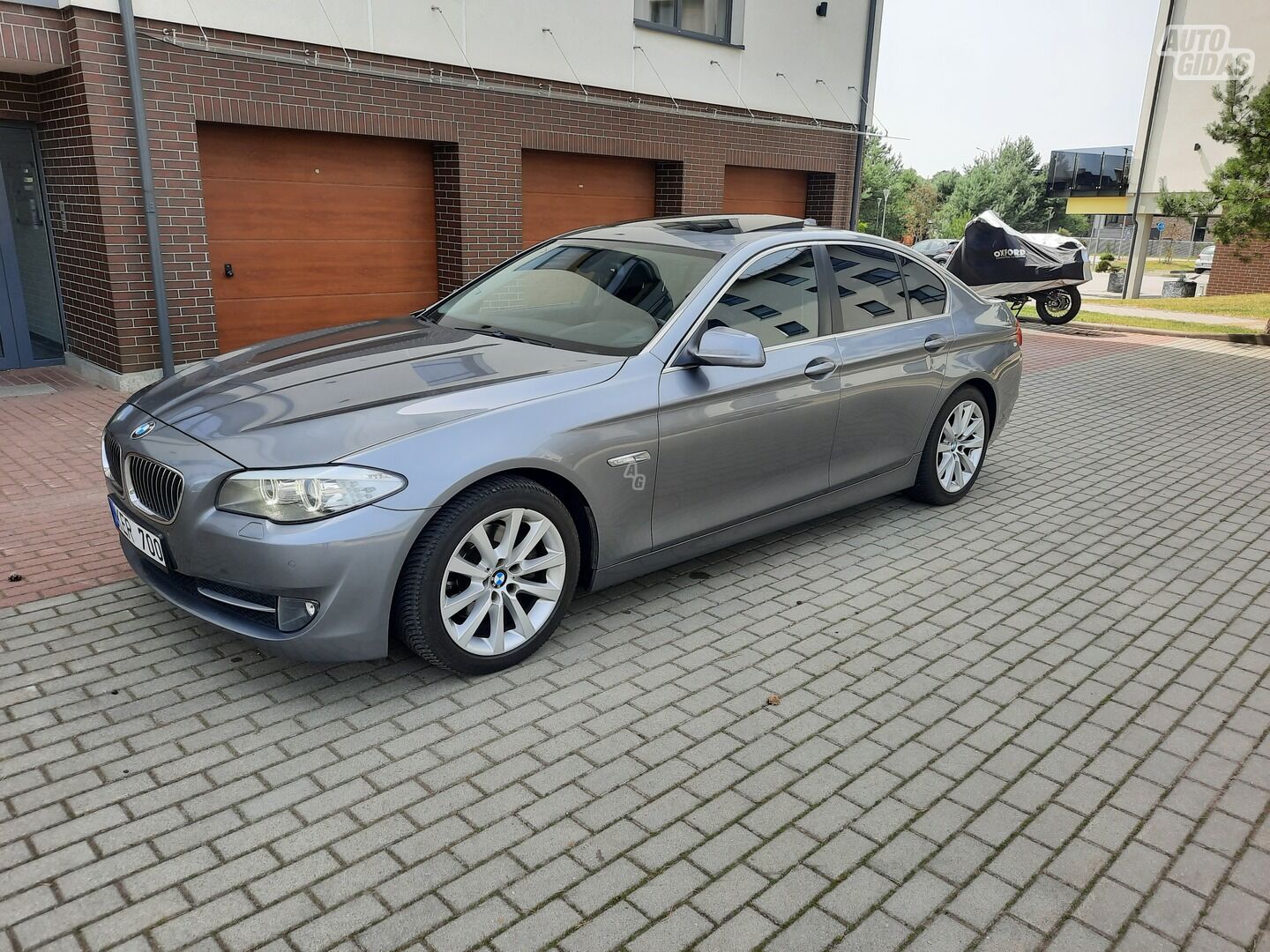 Bmw 520 2012 г Седан