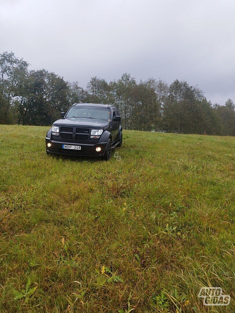 Dodge Nitro 2013 y Off-road / Crossover