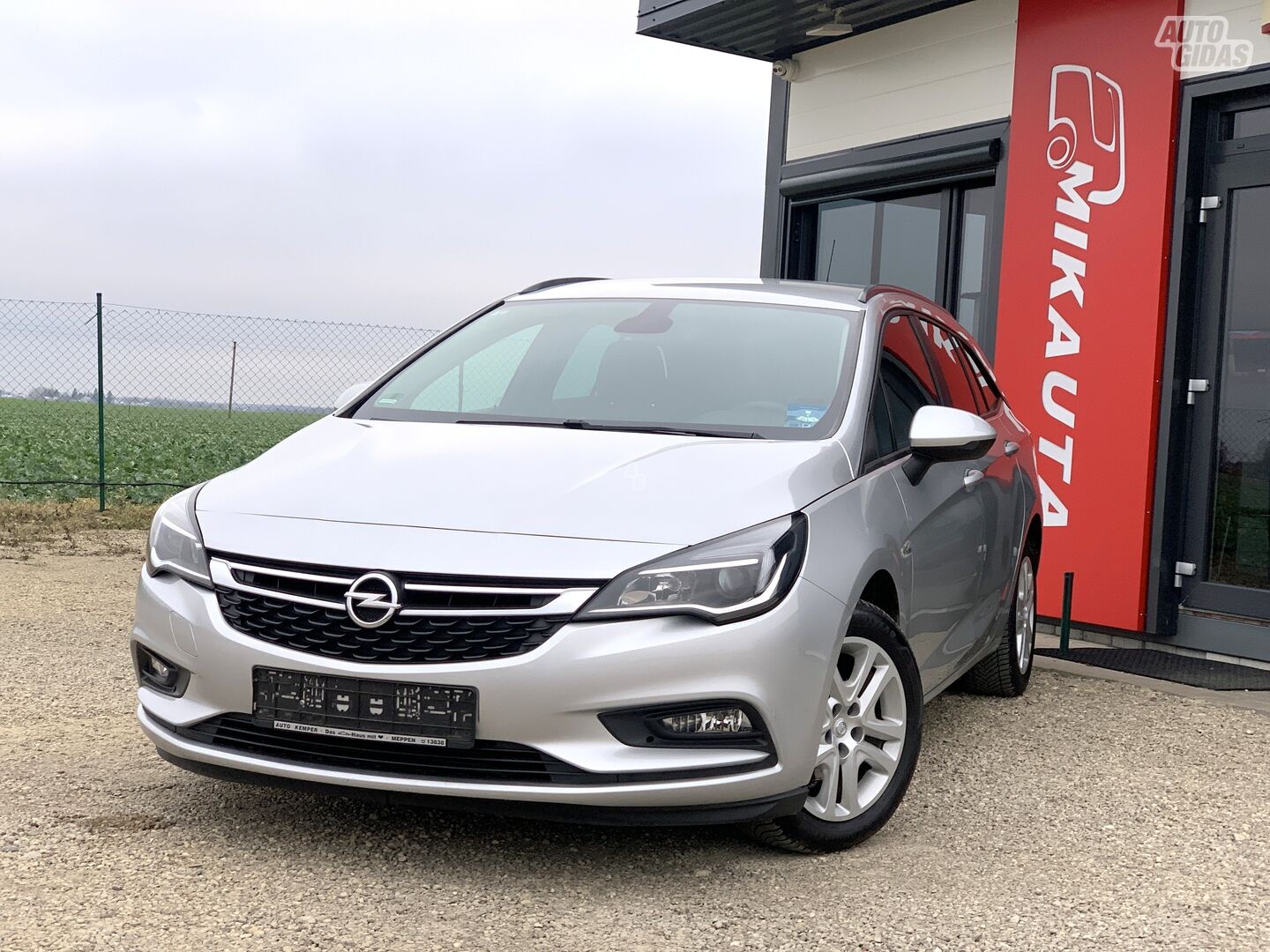 Opel Astra 2018 y Wagon