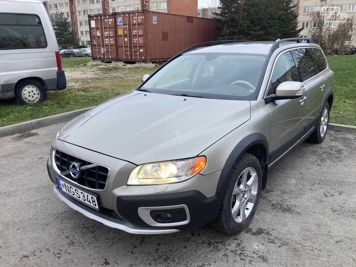 Volvo XC70 D5 2011 г