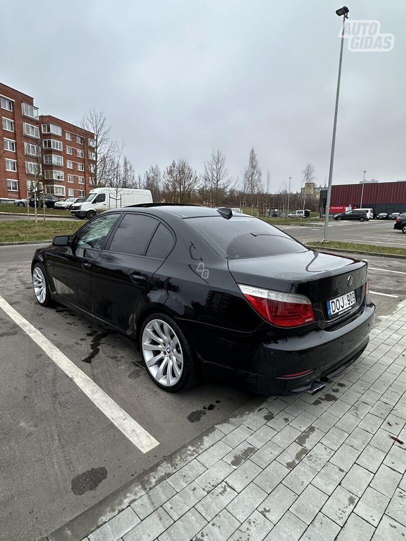 Bmw 528 E60 2008 y