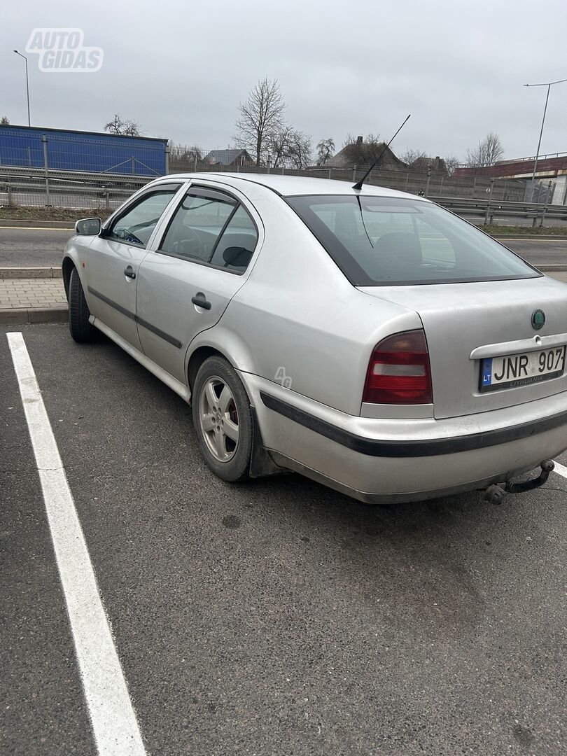 Skoda Octavia 1999 m Hečbekas