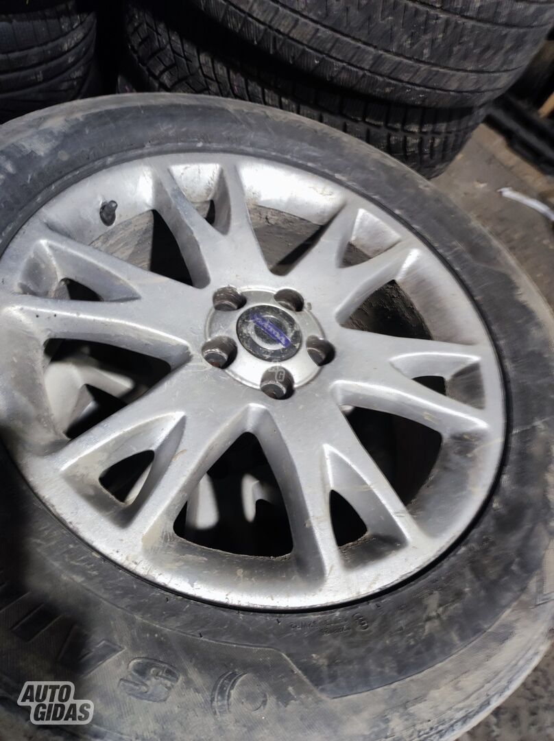 Volvo light alloy R18 rims