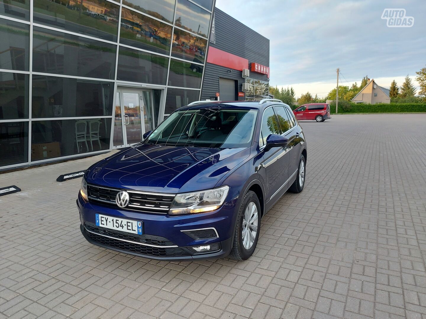 Volkswagen Tiguan 2018 г Внедорожник / Кроссовер