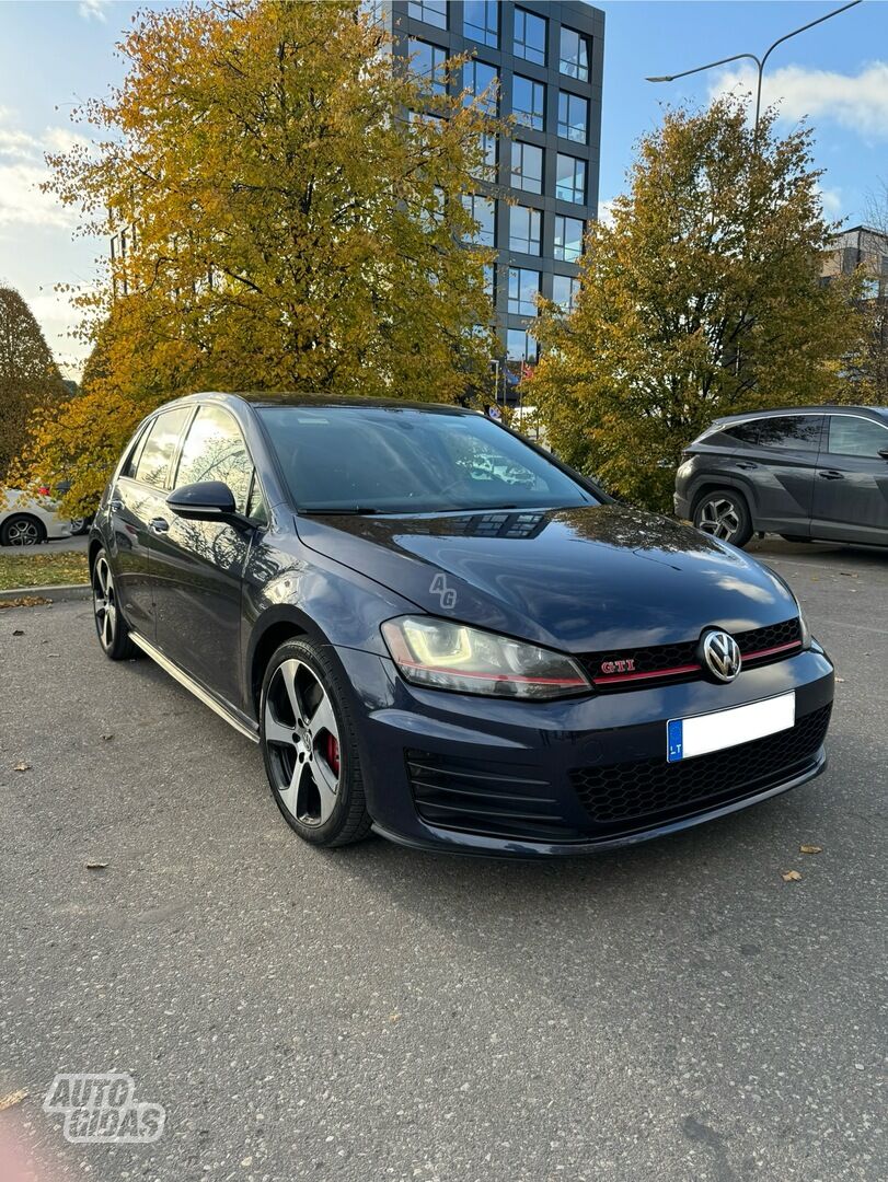 Volkswagen Golf VII 2016 y