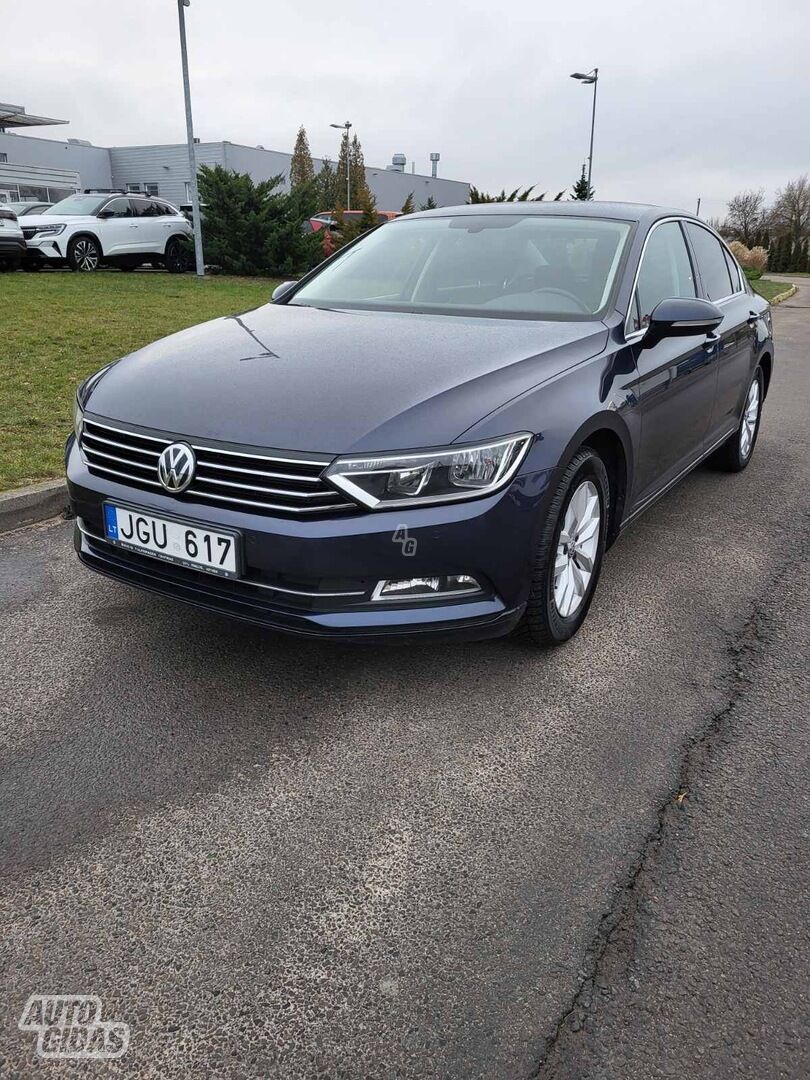 Volkswagen Passat 2016 y Sedan